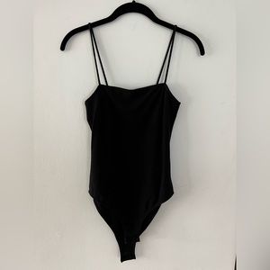 TOPSHOP BODYSUIT STRAIGHT NECK